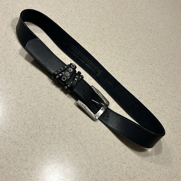 Leatherock black belt. Size “M34” with silverish detail. - Picture 13 of 13